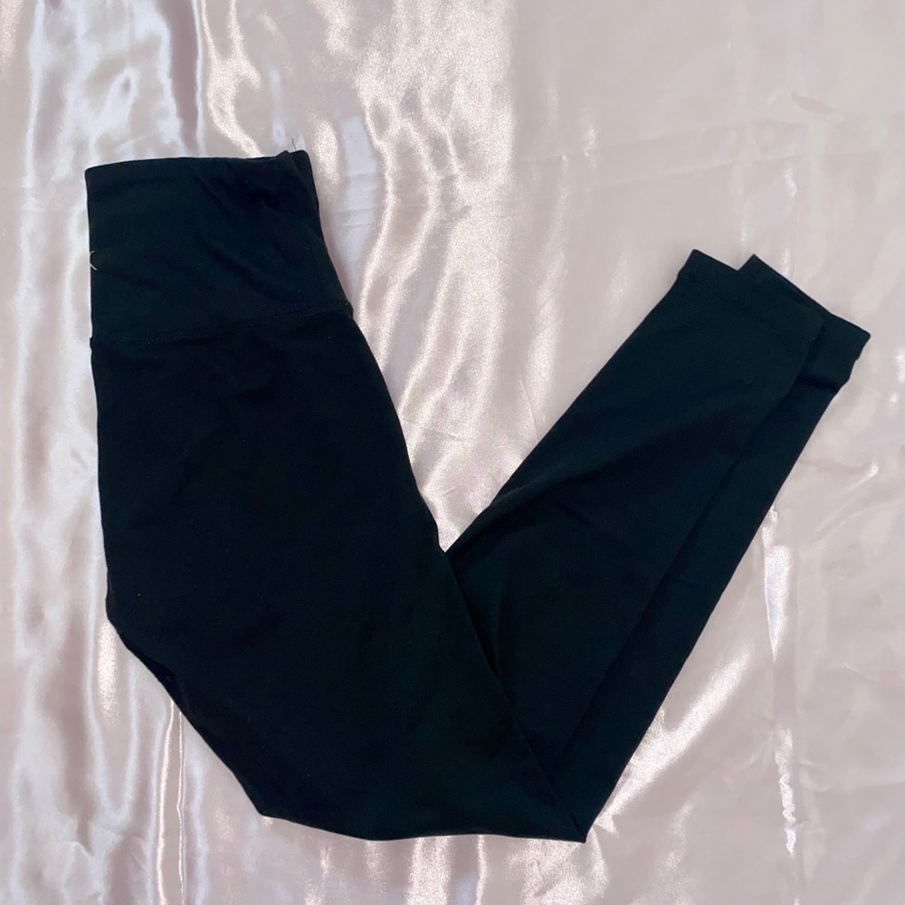 3 black leggings